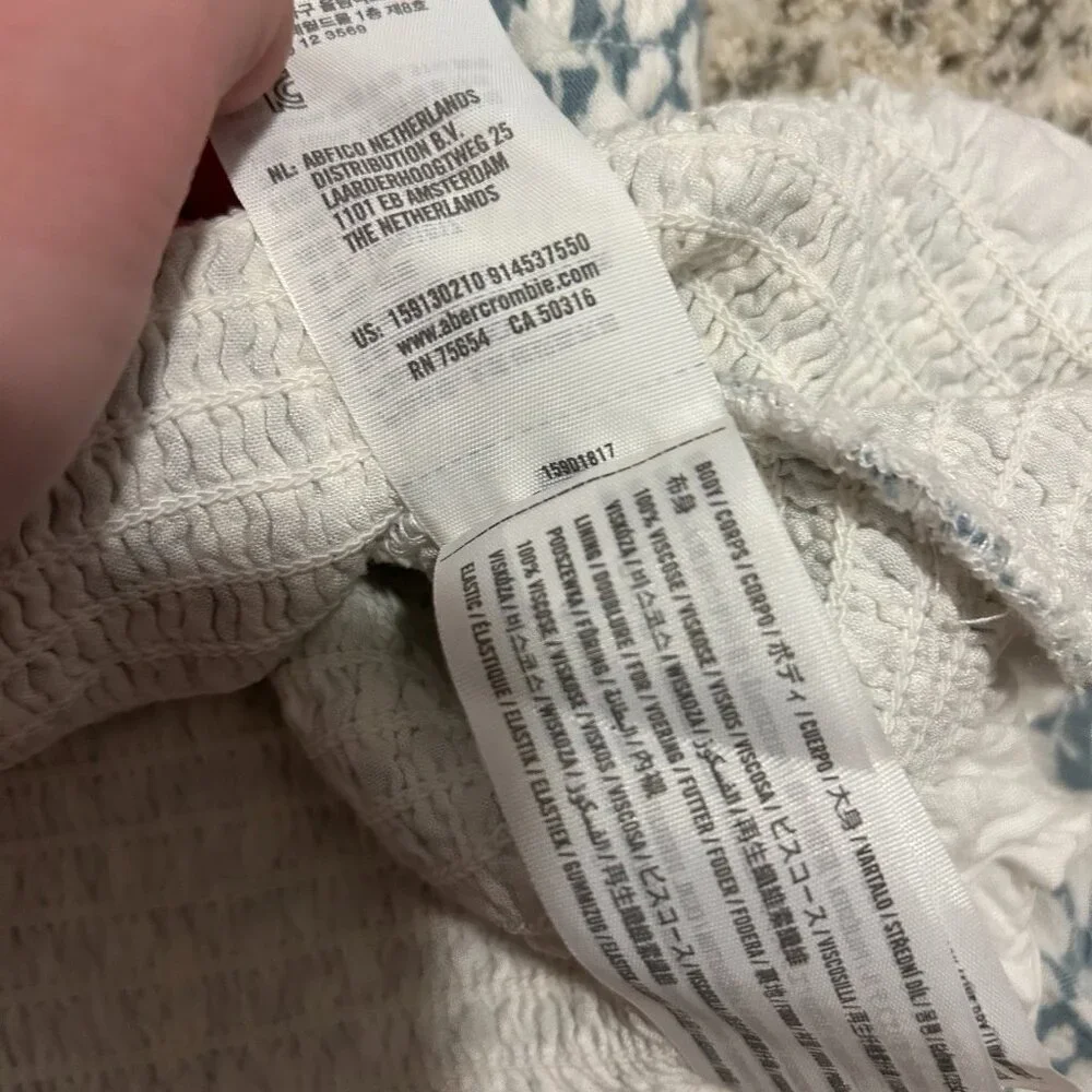 Abercrombie & Fitch Smocked Mini Dress! - Picture 6 of 7